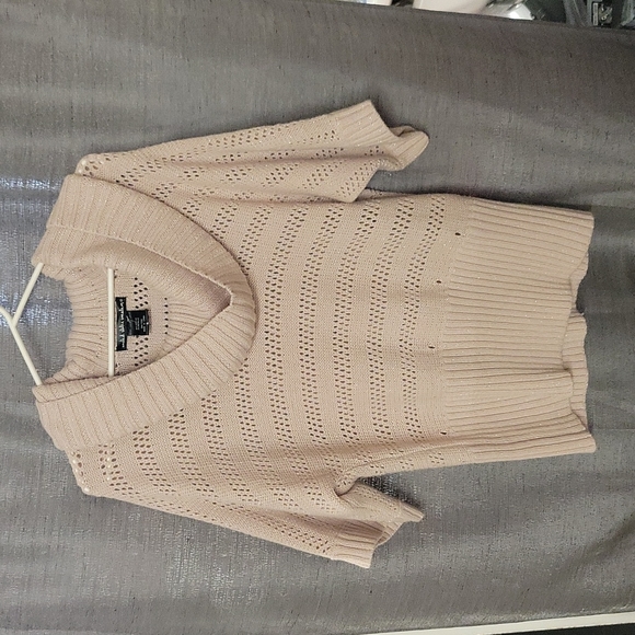 Women's United States Sweaters sparkly pink cowl neck sweater size small - Picture 1 of 4